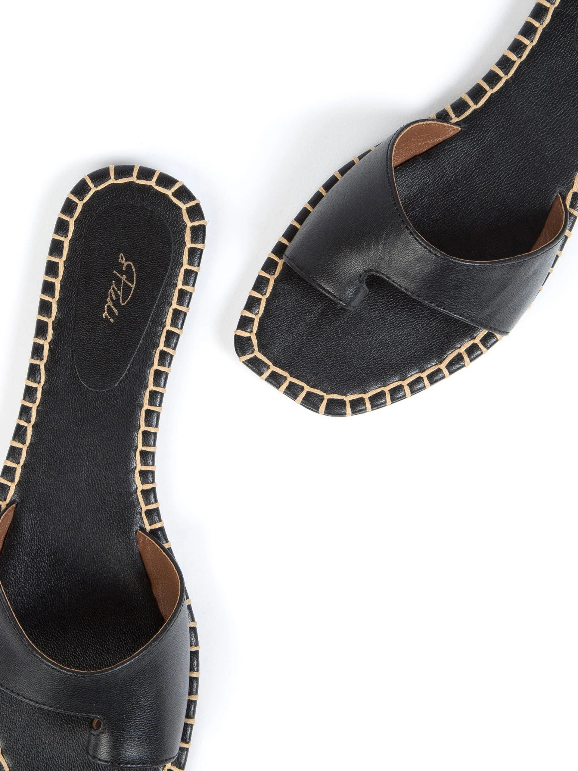Black Isla slides
