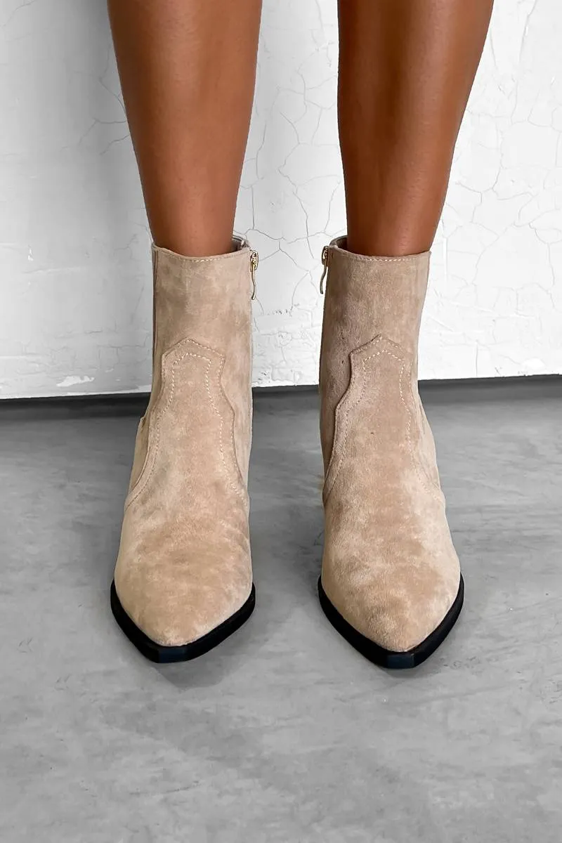 CASSIDY Western Cowboy Boots - Beige