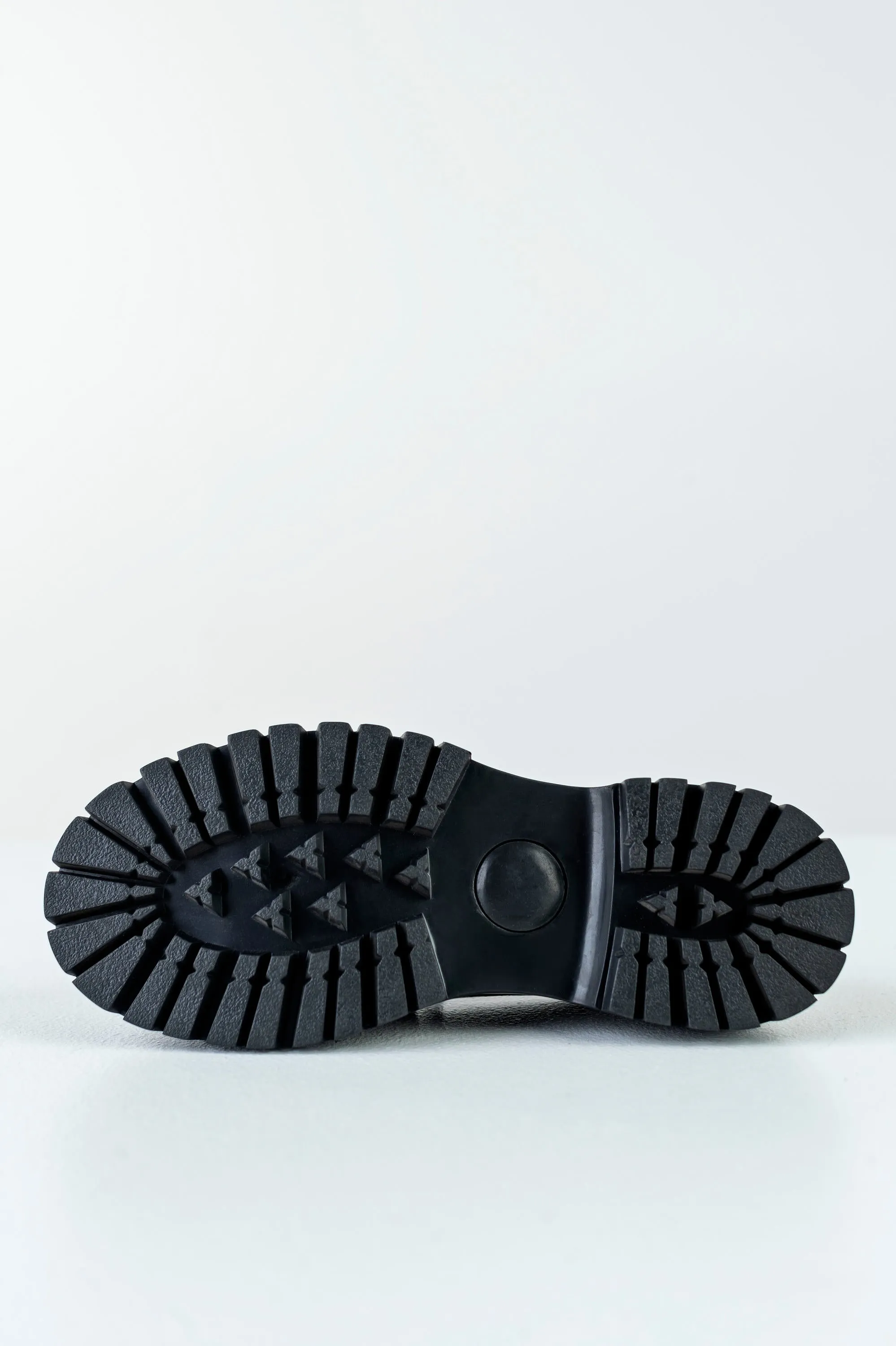 Chunky sole loafers with chain