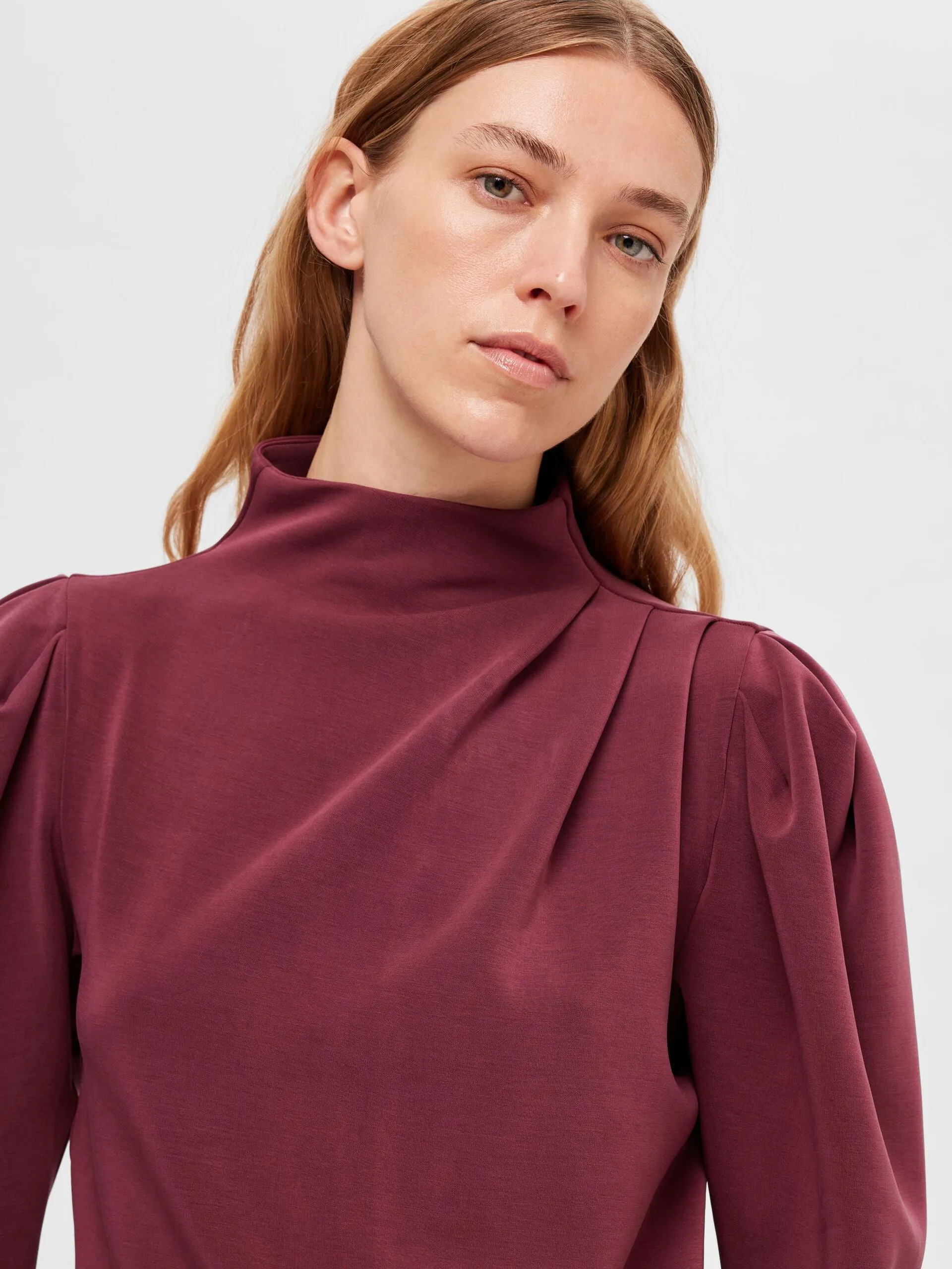 Fenja Ls T-Neck Top - Windsor Wine