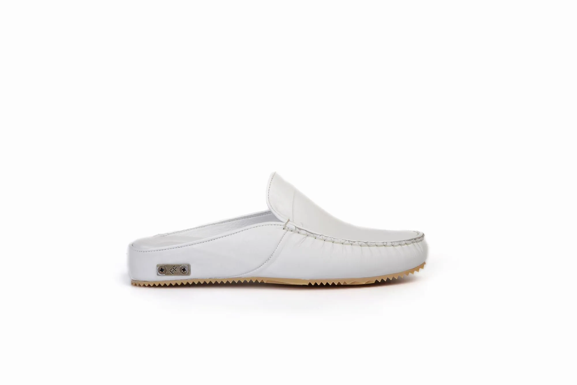 FOOT FEDERATION MOC-TOE WOMEN'S LEATHER SLIPPER WHITE