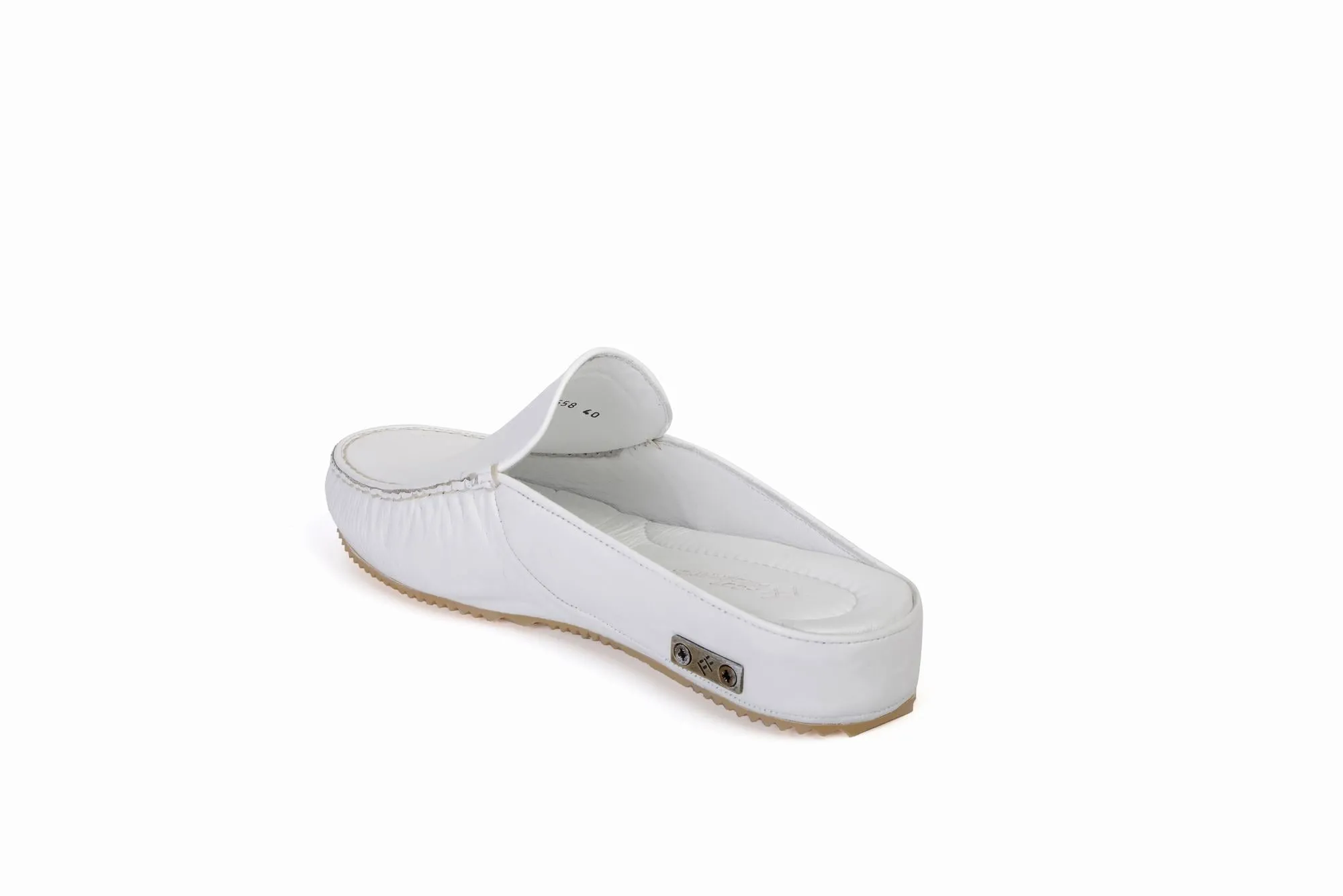 FOOT FEDERATION MOC-TOE WOMEN'S LEATHER SLIPPER WHITE
