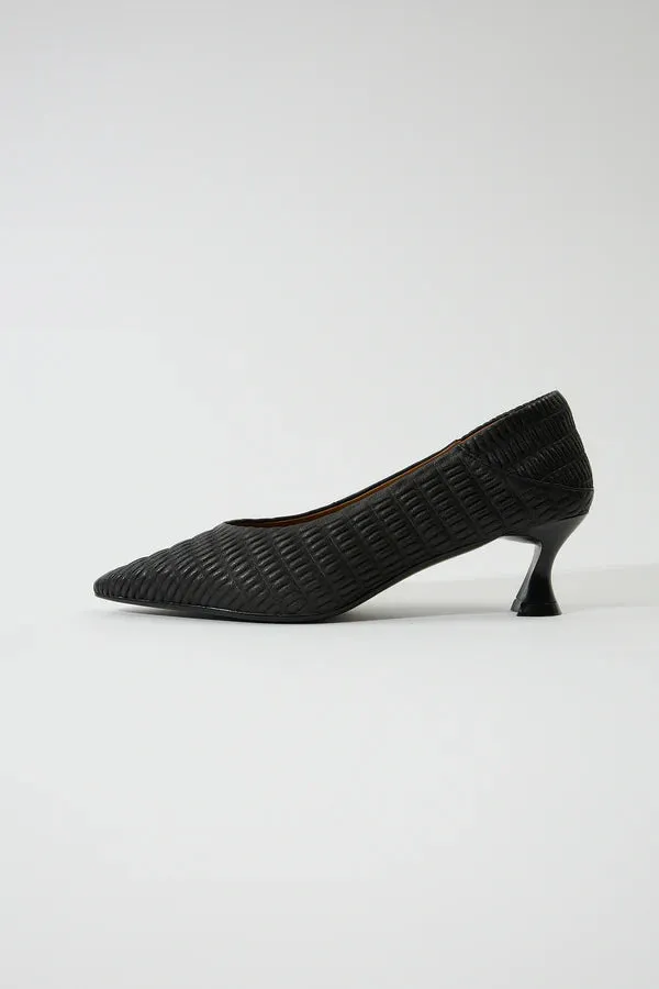 Isadora Black   Adrasteia Black