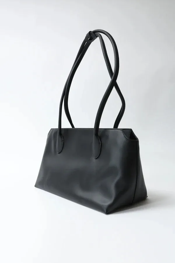 Isadora Black   Adrasteia Black