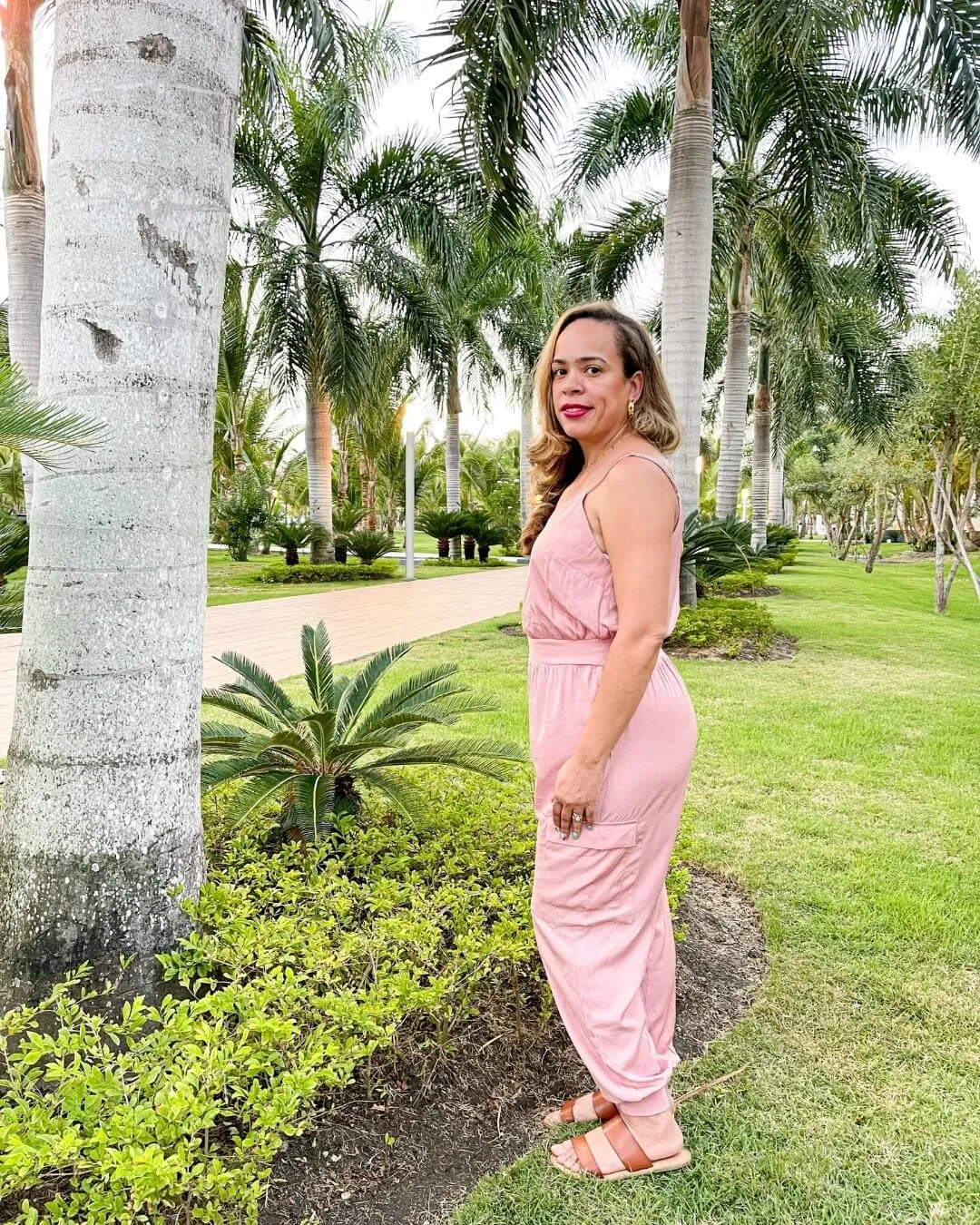 Victoria’s Blush Sleeveless Women’s Jumpsuit
