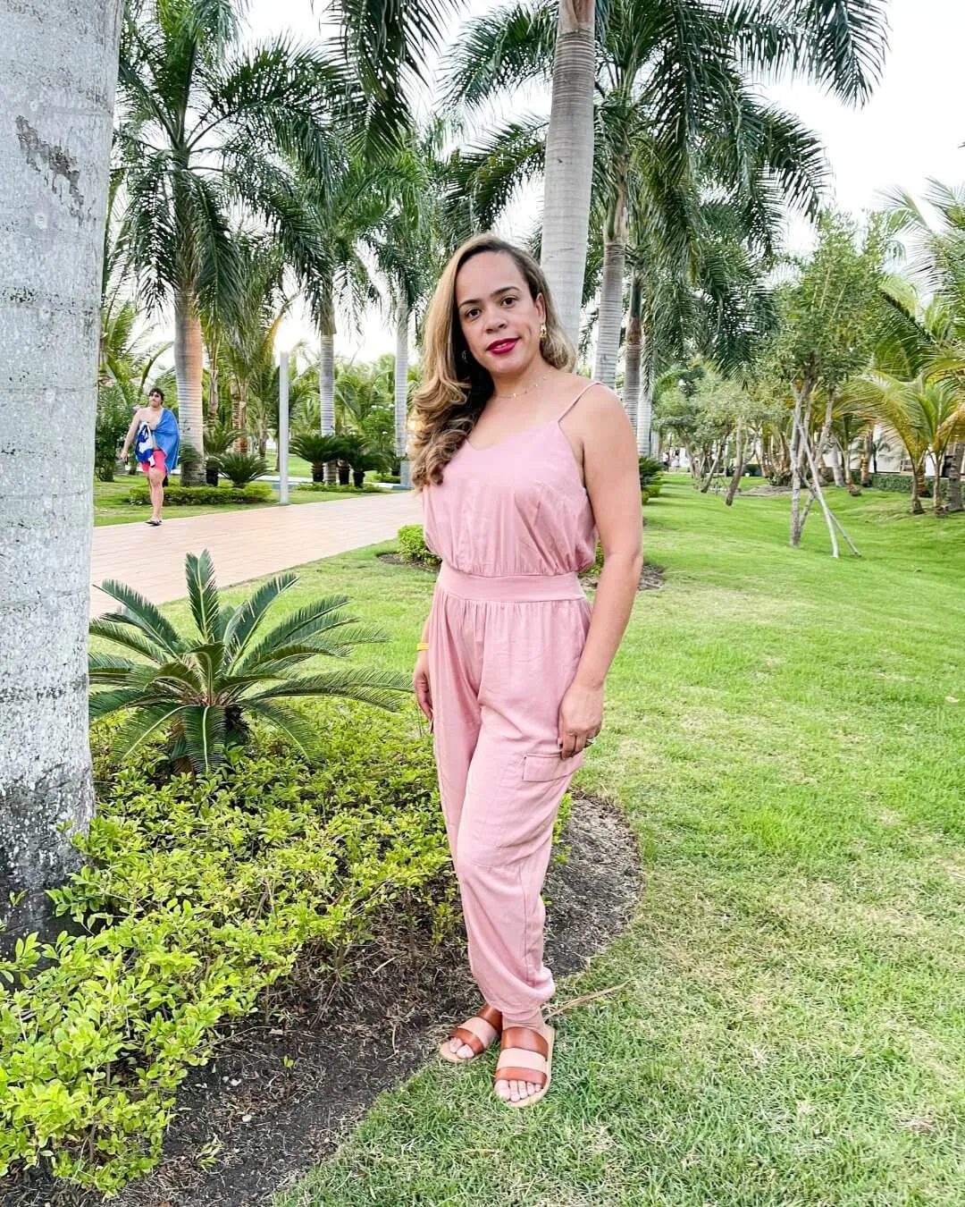 Victoria’s Blush Sleeveless Women’s Jumpsuit