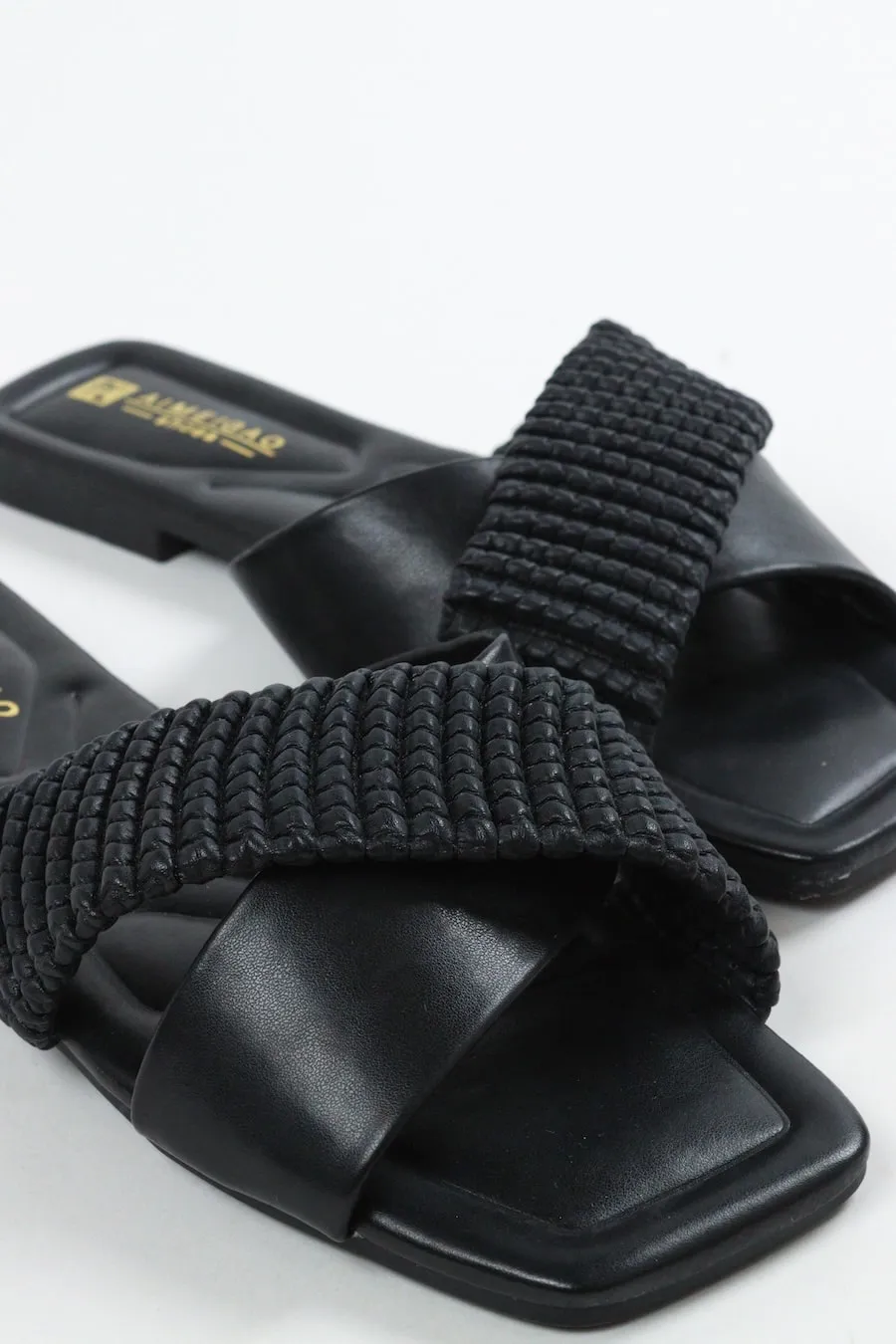 Women's Cross Slides