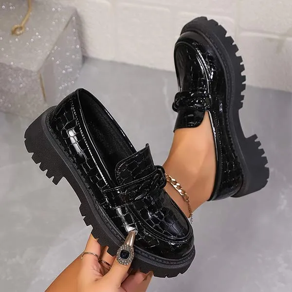 Women's Thick Sole Retro Loafers 95082158C