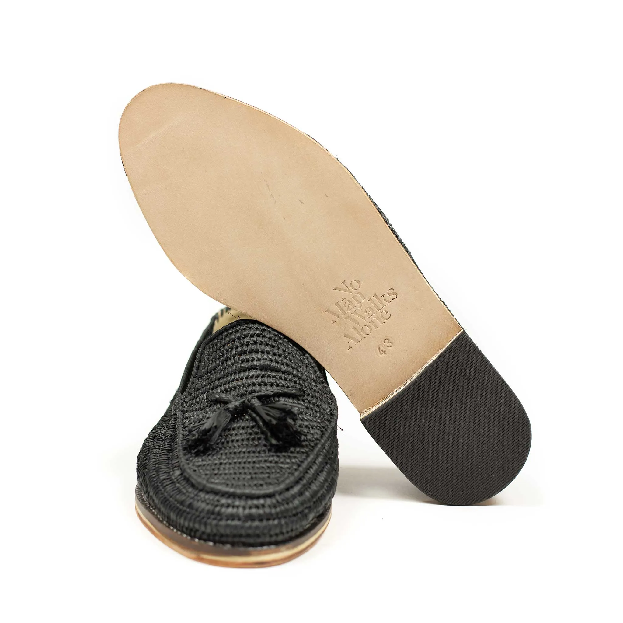 x El Karti: handmade Moroccan raffia tassel loafers, black