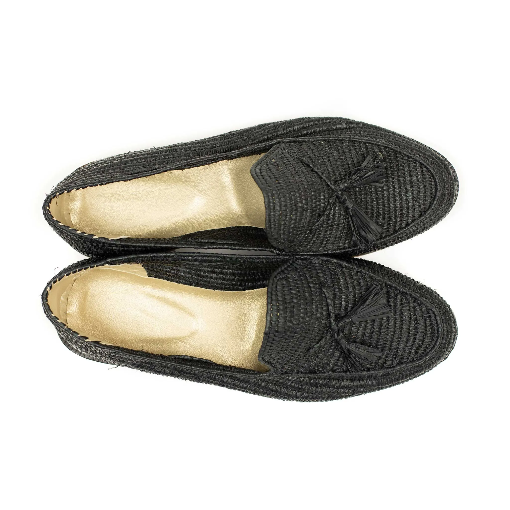 x El Karti: handmade Moroccan raffia tassel loafers, black